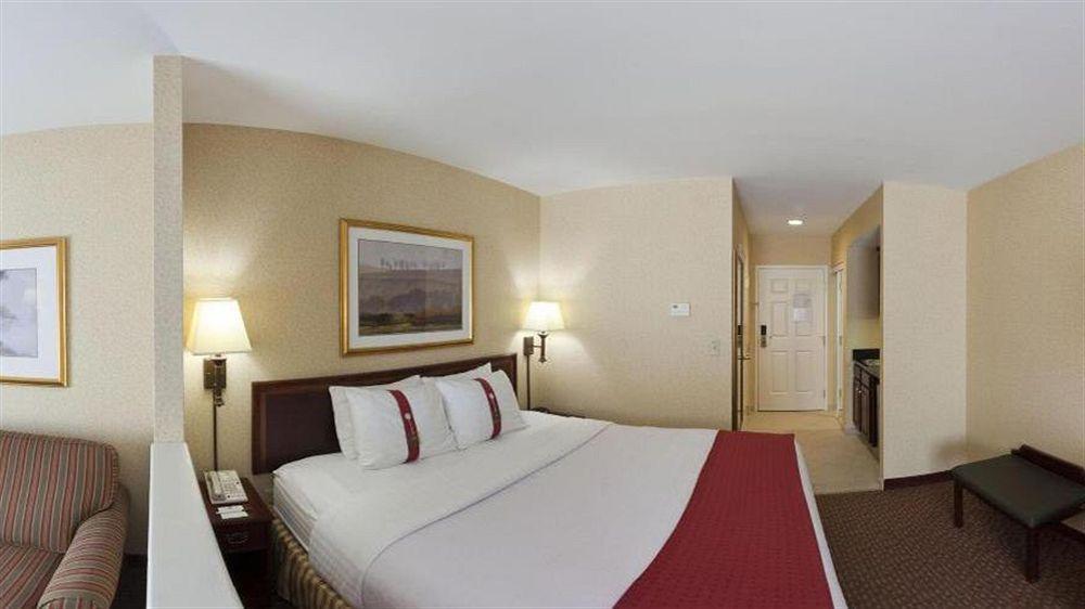 Holiday Inn Salem By Ihg Extérieur photo